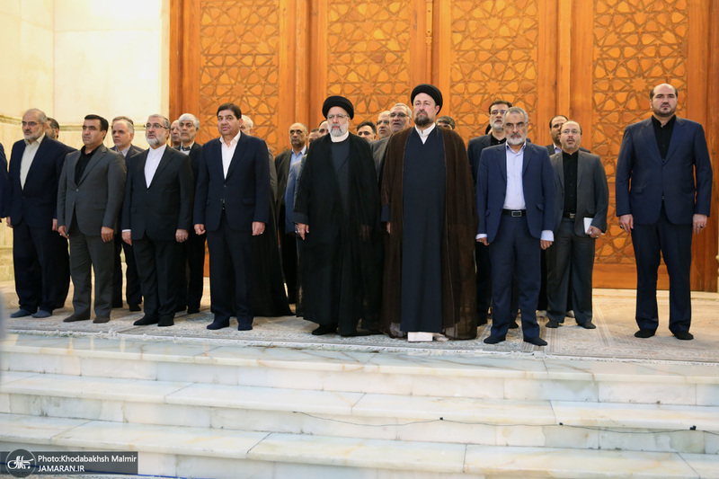 تجدید میثاق رئیس جمهور و اعضای دولت با آرمان های حضرت امام خمینی (س)