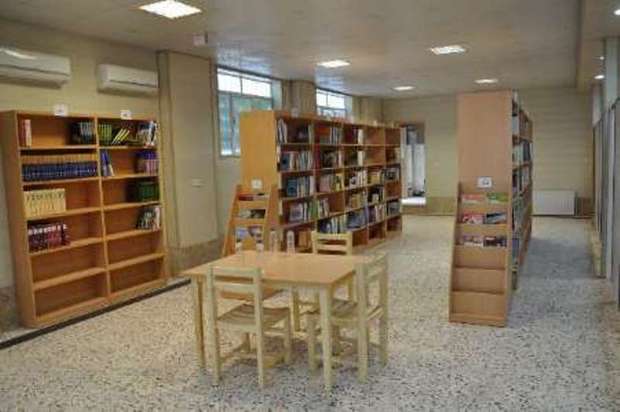 فضای کتابخانه ای در بانه هفت متر از استاندارد کمتر است