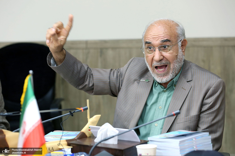 دیدار پیشکسوتان رژه 19 تیر 1358 با رییس موسسه تنظیم و نشر آثار امام خمینی (س)