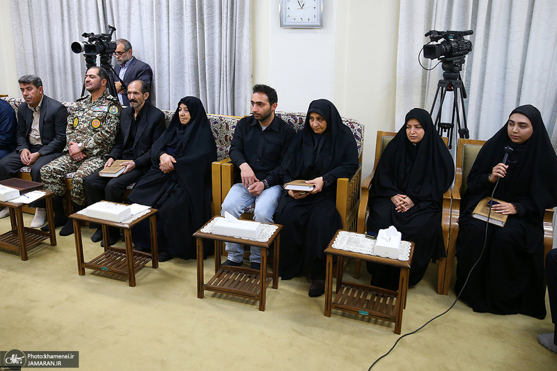 دیدار خانواده شهدای اخیر نیروی پدافند هوایی ارتش با رهبر معظم انقلاب