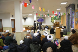 عمامه گذاری طلاب به مناسبت نیمه شعبان