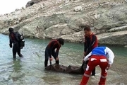 جسد جوان غرق شده در رودخانه صلوات آباد بیجار پیدا شد