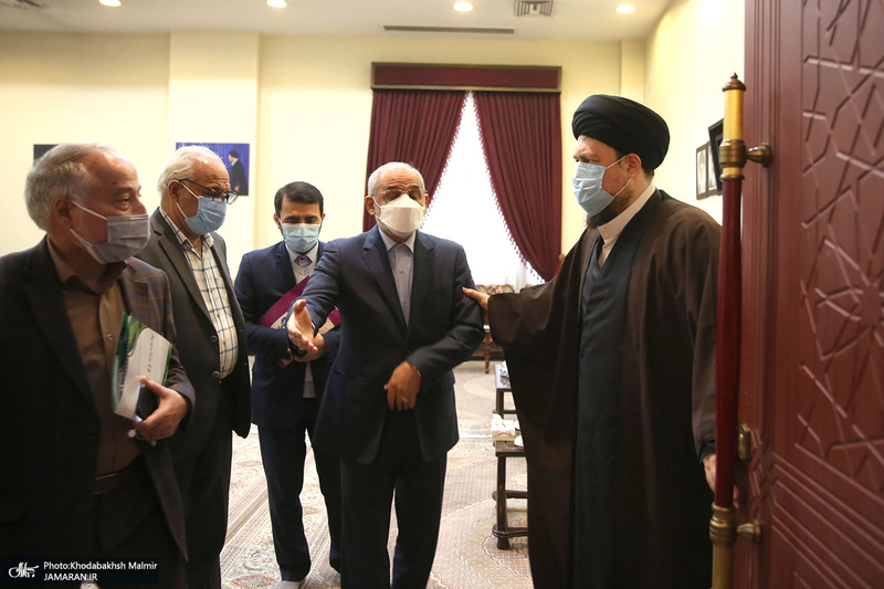 اختتامیه اولین جشنواره فرهنگی و هنری دختران در حرم امام(س)