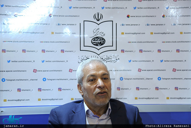 ۵۲ هزار میلیارد بدهی برای ما به جا گذاشتند / بازهم دست از حاتم‌بخشی برنداشتند