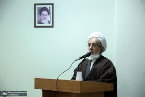 مراسم تجلیل از پژوهشگران برتر پژوهشکده امام خمینی(س) و انقلاب اسلامی