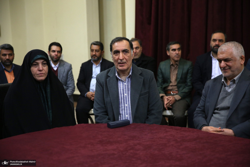 دیدار ئیس بنیاد شهید و جمعی از معانین با سید حسن خمینی