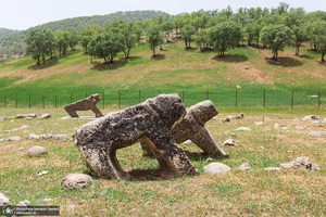 گورستان تاریخی گزستان
