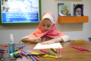 غرفه موسسه تنظیم و نشر آثار امام خمینی (س) در  نمایشگاه بین‌المللی قرآن