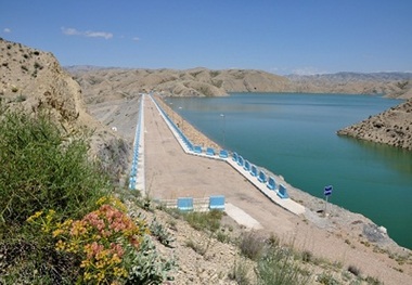 آب سد شیرین دره رها می شود