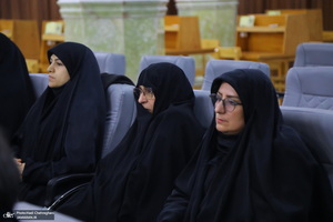 اهدا آثار برتر خوشنویسان به موسسه تنظیم و نشر آثار امام خمینی (س) نمایندگی قم