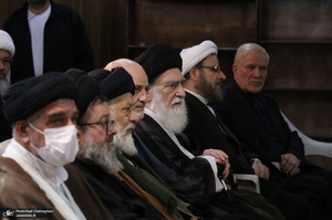 «مفتاح الهدایه فی شرح تحریر الوسیله» - 1