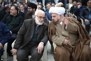 دیدار رئیس و اعضای کمیته امداد با سید حسن خمینی