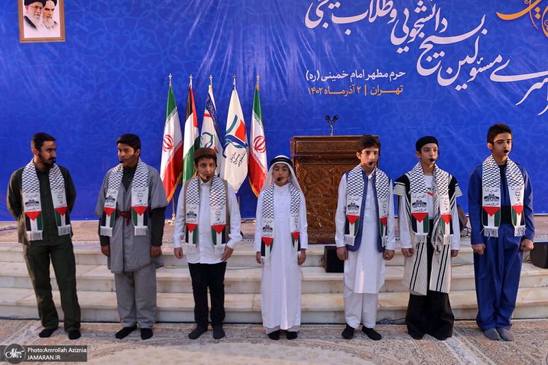 گردهمایی سراسری بسیج دانشجویی و طلاب در حرم مطهر امام خمینی (س) - 1