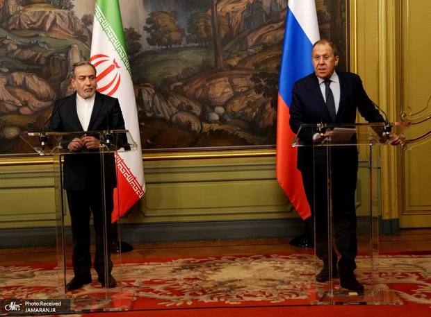 عراقچی: آمریکا درخواست‌ غیرمنطقی و غیرواقعی نداشته باشد، توافق محتمل است/ دعوت پزشکیان از پوتین برای سفر به ایران/ لاوروف: از مذاکرات ایران و آمریکا حمایت می‌کنیم؛ منافع مشروع تهران باید در نظر گرفته شود