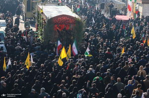 تشییع پیکرهای 110 شهید گمنام دفاع مقدس در تهران - 2