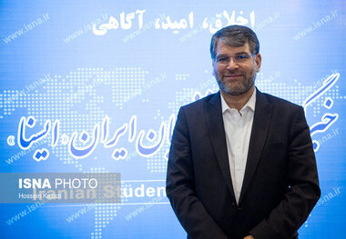 نقد سازنده مهم‌ترین رسالت حوزه خبر است