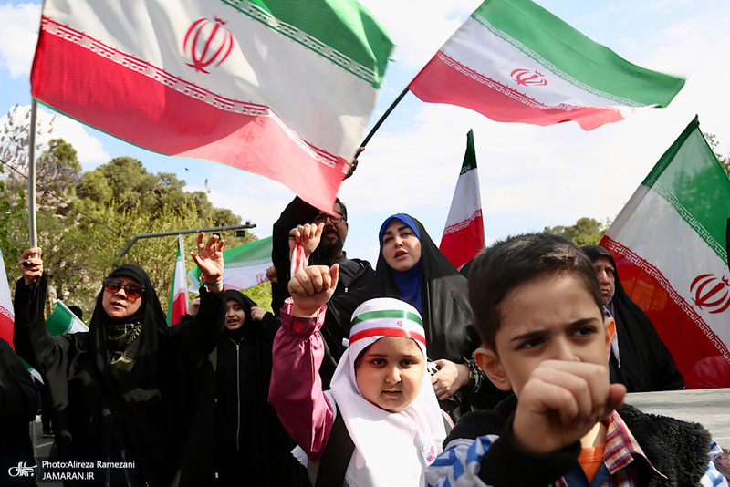 یادبود چهلمین روز شهادت مظلومانه دانش‌آموزان میناب در پی حملات وحشیانه صهیونی-آمریکایی