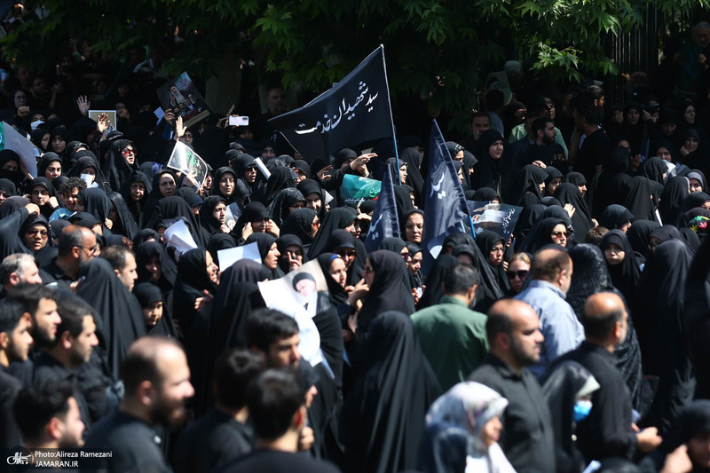 مراسم تشییع آیت الله رییسی و همراهانش-2