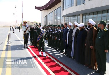 پیکر پاک شهید تازه تفحص شده در بجنورد مورد استقبال قرار گرفت