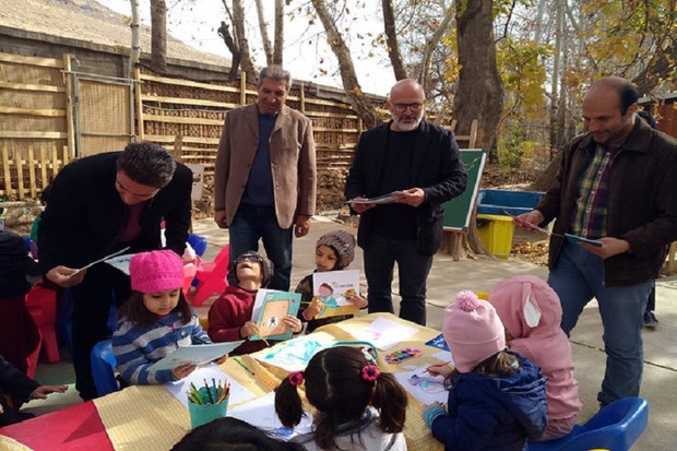 طرح کتاب - طبیعت در شیراز آغاز به کار کرد