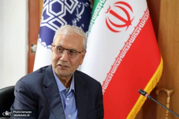 علی ربیعی: جامعه با خطر واگذاری «تمامیت ذهنی» روبه‌روست/ فاطمه مهاجرانی: دانشگاهیان شاخص‌های مشترکی برای هم‌زبانی با حاکمیت تعریف کنند/ هادی خانیکی: رسانه ضعیف‌ترین و هم‌زمان تعیین‌کننده‌ترین میدان است
