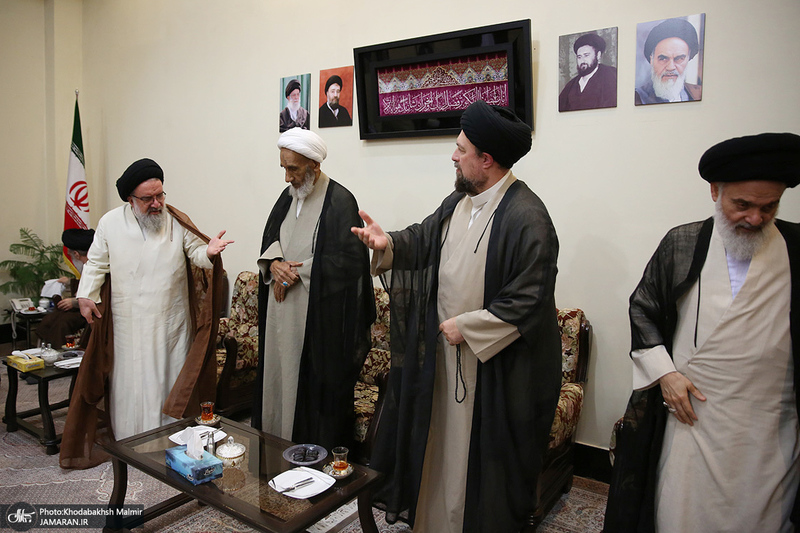 حاشیه های تجدید میثاق اعضای مجلس خبرگان رهبری با آرمان های امام خمینی (س)