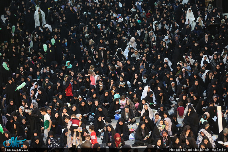 مراسم احیاء شب بیست و یکم ماه مبارک رمضان درحرم مطهر امام خمینی (س) 