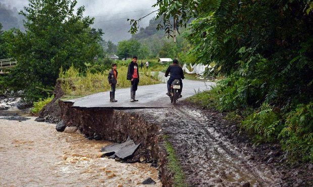 سیل در مازندران به راههای روستایی خسارت زد