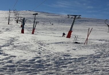 پیست اسکی پاپایی زنجان سفیدپوش شد