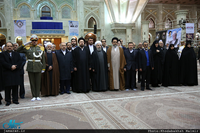 تجدید میثاق رئیس جمهور و اعضای هیئت دولت با آرمان های حضرت امام(س) 