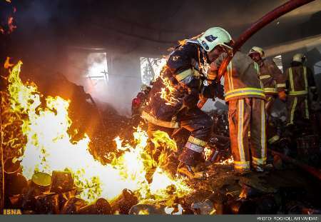 2ساختمان دانشگاه علمی کاربردی مرکزدچارآتش سوزی شد