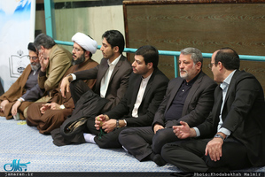 همایش فرزندان انقلاب اسلامی‎ و آشتی ملی در حسینیه جماران