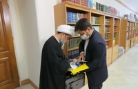 دیدار مدیر نمایندگی موسسه تنظیم و نشر آثار امام خمینی در قم با آیت الله فاضل لنکرانی (3)