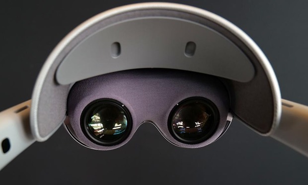 رونمایی سامسونگ از هدست «گلکسی XR»
