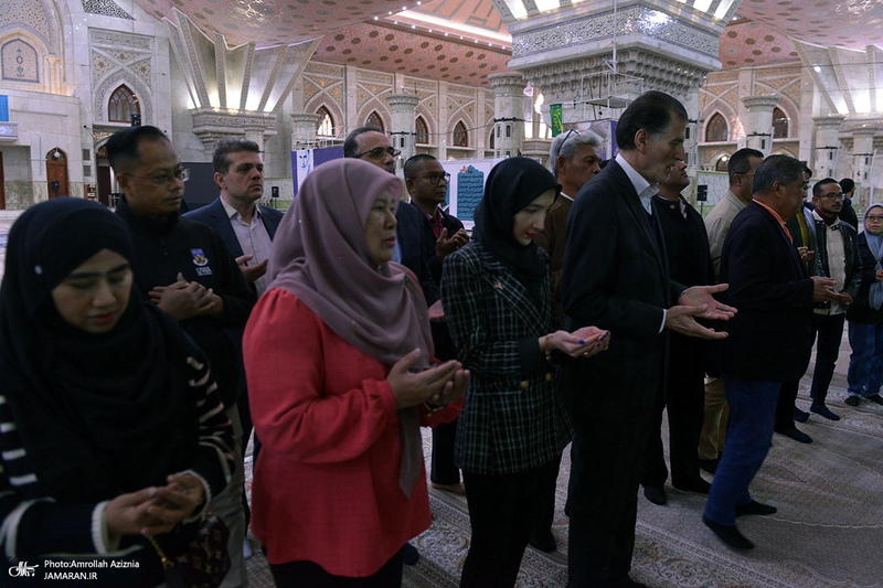 ادای احترام وزیر کشاورزی و امنیت غذایی کشور مالزی به مقام شامخ بنیانگذار جمهوری اسلامی ایران