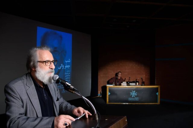 علی نصیریان: ما خون دل خوردیم