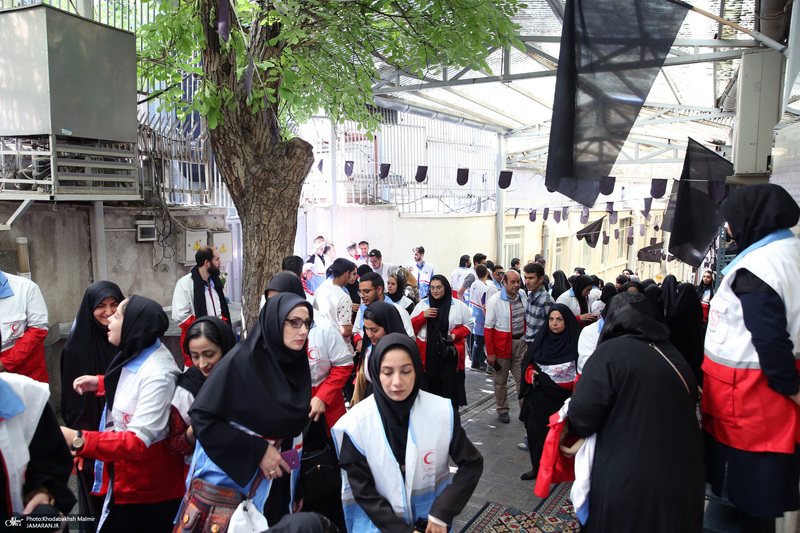 تجدیدمیثاق اعضای سازمان جوانان جمعیت هلال احمر با آرمان‌های امام خمینی(س)؛