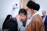 دیدار شطرنج‌باز نوجوان آرین غلامی با رهبر معظم انقلاب