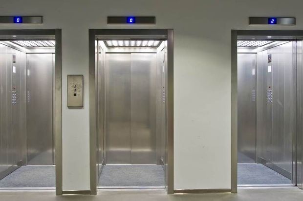 تایید استاندارد آسانسور در قم با حساسیت ویژه ای انجام می‌شود