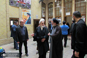 بازدید حجت الاسلام والمسلمین ناطق نوری از بیت امام خمینی(س) در نجف اشرف