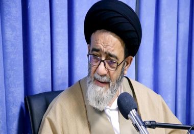 امام‌جمعه تبریز: مردم گله‌مندند اما پای نظام ایستاده‌اند