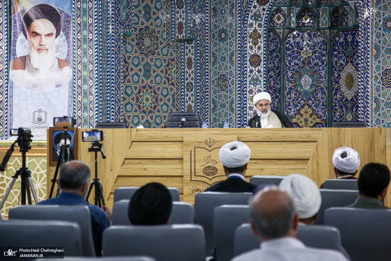 نشست علمی «تاثیر زمان و مکان در اجتهاد از دیدگاه امام خمینی (س)‎»