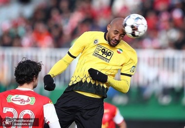 مرد فرانسوی رسما از سپاهان رفت