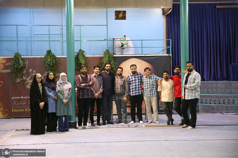 بازدید سیدحسن خمینی از  کارگاه طراحی زندگی سیاسی و عرفانی امام خمینی (ره) در حسینیه جماران