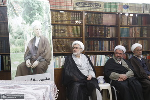 نشست علمی با موضوع فرهنگ موضوعی قرآن و بزرگداشت مرحوم آیت الله هاشمی (ره) در قم