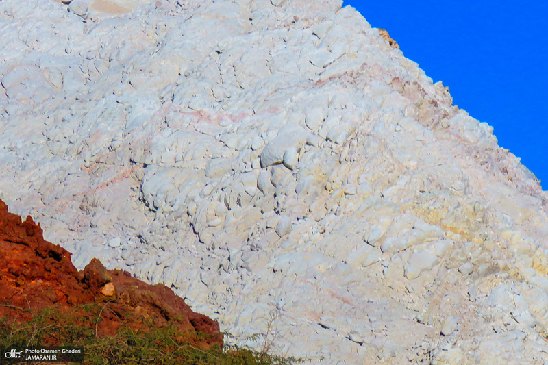 کوه سفید برفی هرمز