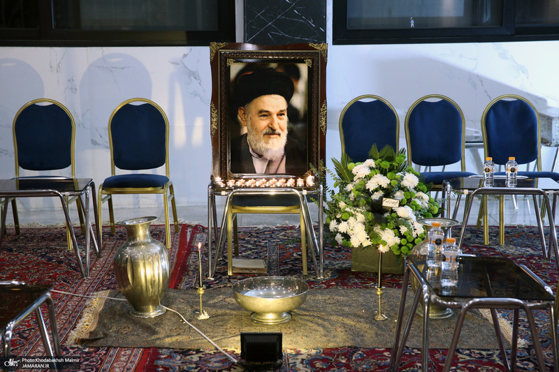 حضور سید حسن خمینی در منزل آیت الله امام جمارانی