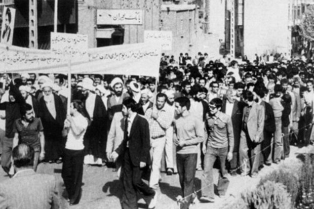 طلوع فجر انقلاب در دیار نصف اصفهان