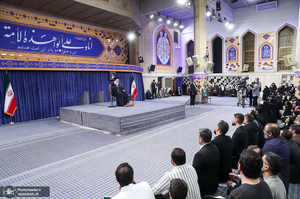 دیدار خانواده شهدای اقتدار با رهبر انقلاب در روز میلاد امیرالمومنین (ع)