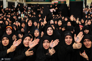 دومین شب مراسم عزاداری ایام شهادت حضرت زهرا (س) در حسینیه امام خمینی(ره)